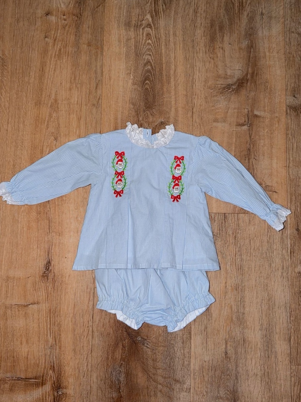 Classic southern smocks 12M (worn once for pics)